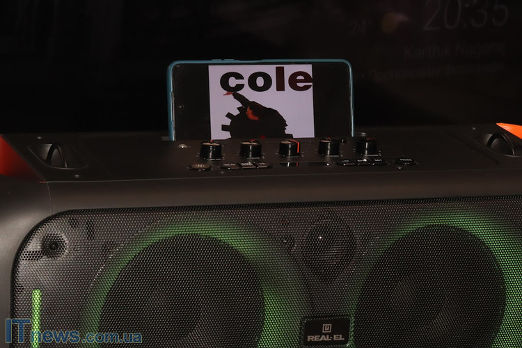 REAL-EL_X-795_portable_acoustics